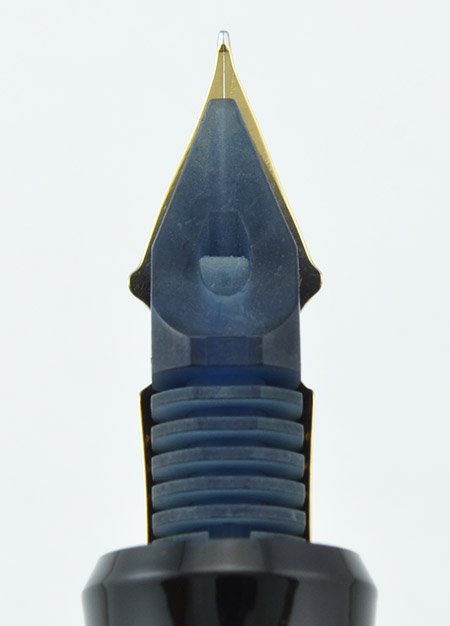 Pilot Namiki Custom 742 Fountain Pen - Black, Gold Trim, Flexible